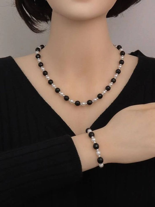 White & Black Contrast Pearl Necklace & Bracelet Set – Elegant Duo Jewelry