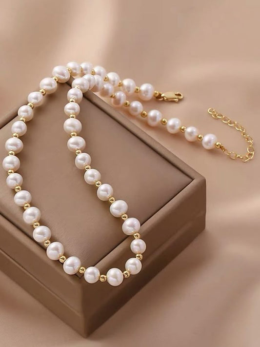 Aria Fresh Pearl Necklace with Gold Spacer Beads