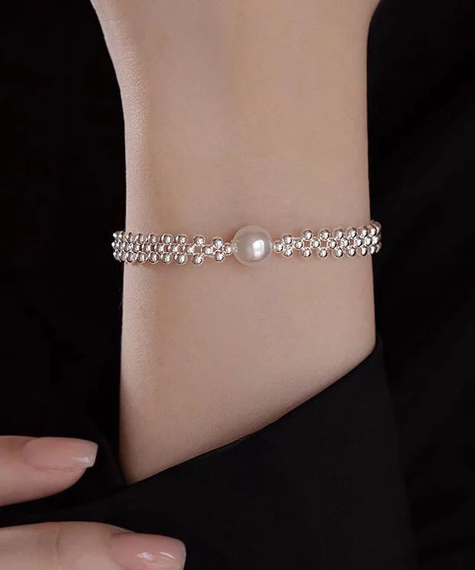 Elegant Silver Beaded Mesh Bracelet with Solitaire Pearl Center